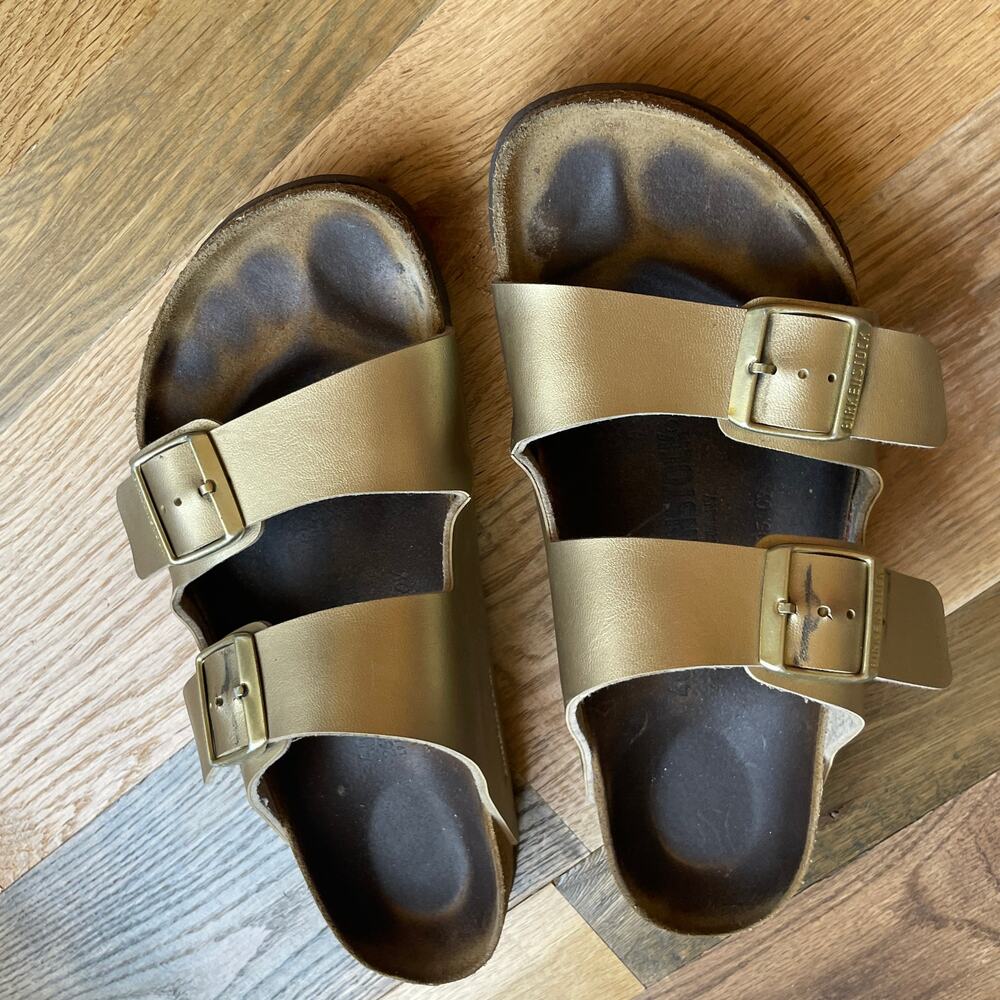 Birkenstock Arizona EU 40 US 9 Gold Metallic Birko-Flor Sandals